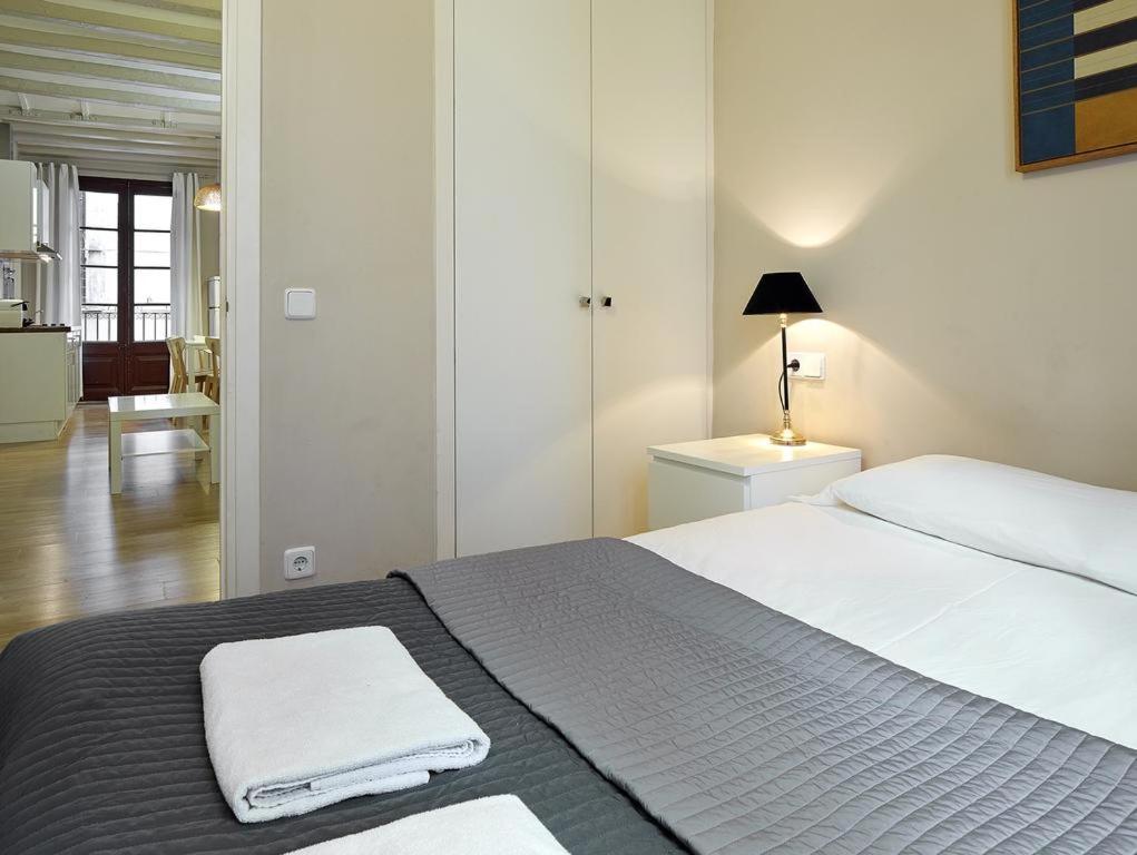 Barcelona Mercaders Apartments Exterior photo